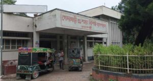 গোদাগাড়ী ৩১ শয্যা বিশিষ্ট হাসপাতাল, চিকিৎসক সংকট, ওয়ার্ডবয়ে চলে সকল কাজ