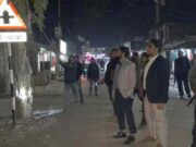 ভোলাহাটে ব্যানার-ফেস্টুন সরাতে ব্যস্ত সময় পার করছেন উপজেলা প্রশাসন