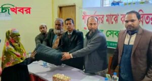 রাজশাহীর মোহনপুরে মানব সেবা অভিযান সংস্থার উদ্যোগে কম্বল বিতরণ