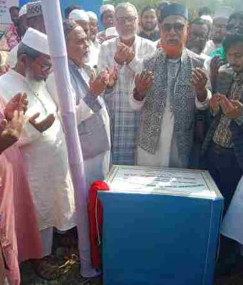 মোরেলগঞ্জে পুকুর খনন ও কবরস্থান নির্মাণের শুভ উদ্বোধন