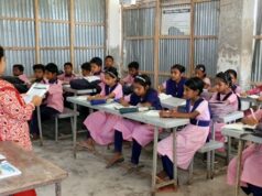 ১৬ বছর ধরে স্কুল ভবনে পুলিশ ফাঁড়ি, গবাদি পশুর আশ্রয়কেন্দ্রে চলছে শিশুদের পাঠদান