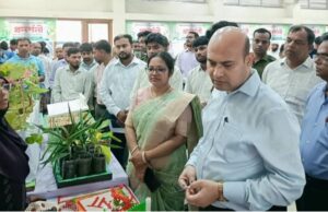নাচোলে স্থানীয়ভাবে উদ্ভাবিত লাগসই প্রযুক্তির প্রয়োগ ও সম্প্রসারণ শীর্ষক প্রদর্শন