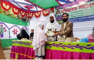 নূরানী কিন্ডারগার্টেনের বার্ষিক পুরস্কার বিতরণী অনুষ্ঠিত