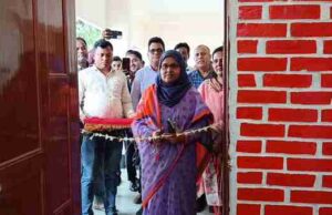 টিকাদান কেন্দ্রে মায়েদের স্বস্তি ফিরাতে পঞ্চগড় পৌরসভায় ‘ব্রেস্ট ফিডিং কর্নার’ উদ্বোধন