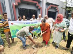 প্রধানমন্ত্রী ঘোষিত পাঁচ বছরে ২৫ কোটি বৃক্ষরোপণ কর্মসূচির অংশ হিসেবে নাচোল উপজেলা এবং পৌর প্রশাসন আয়োজিত বৃক্ষরোপন কর্মসূচি পালন।